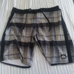 Men's QuikSilver Boardshorts